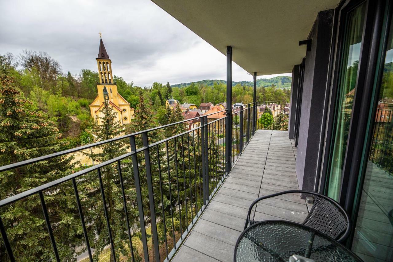 Parkhotel Carlsbad Inn Dalovice Eksteriør billede